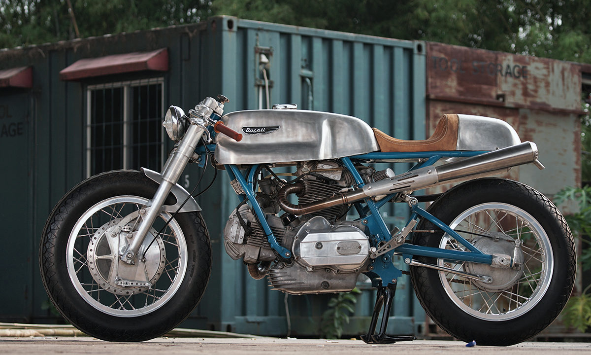 Ducati Imola 860gt cafe racer