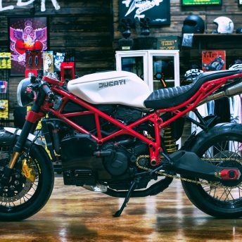 Lord Drake Ducati 999 cafe racer