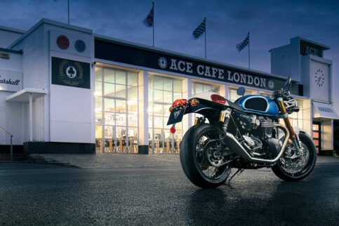 Triumph Thruxton RS Ton Up